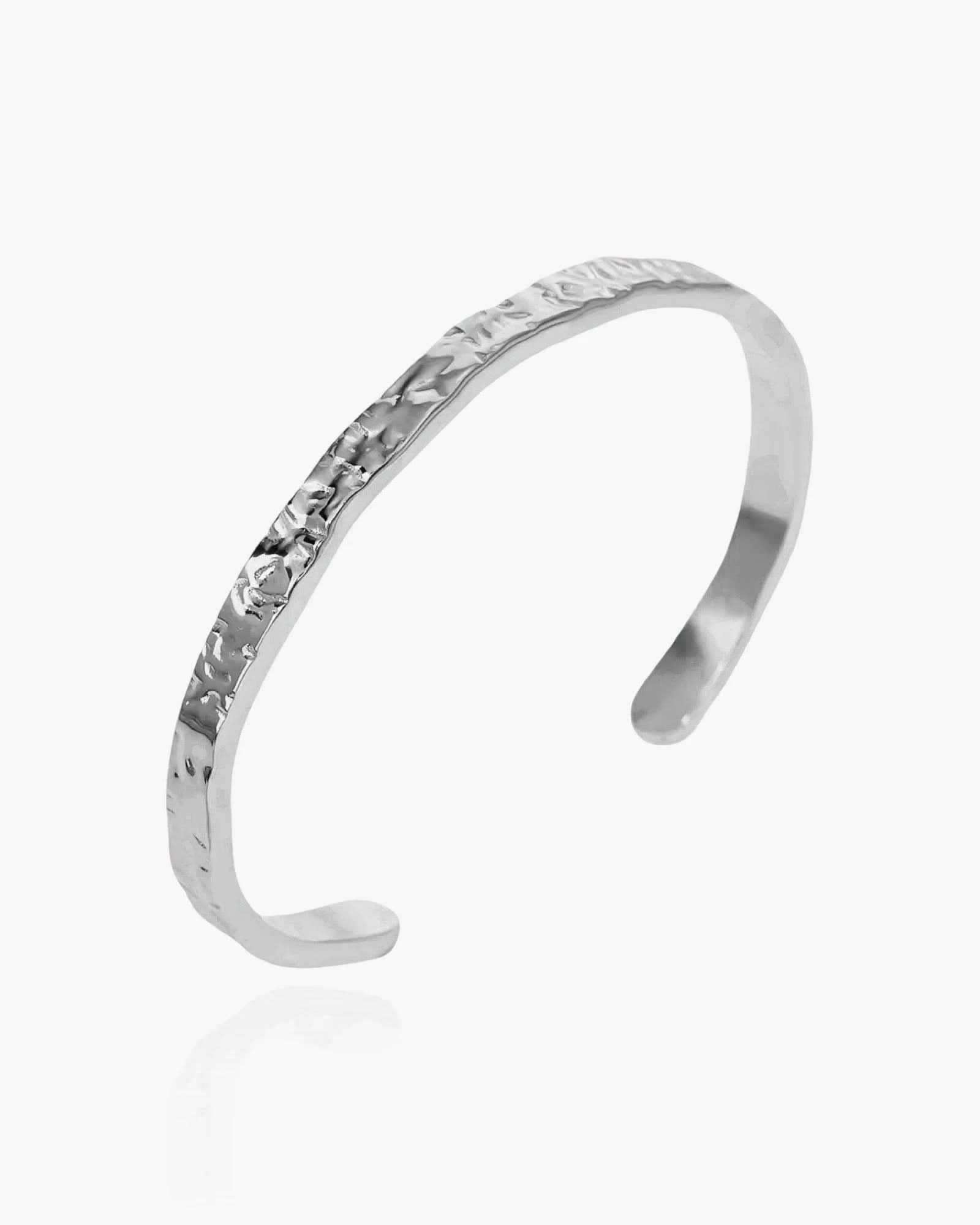 TEYA Textured Cuff Bracelet - AYUNA