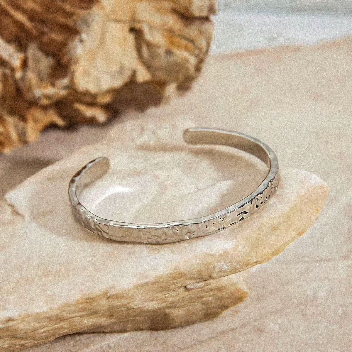 TEYA Textured Cuff Bracelet - AYUNA