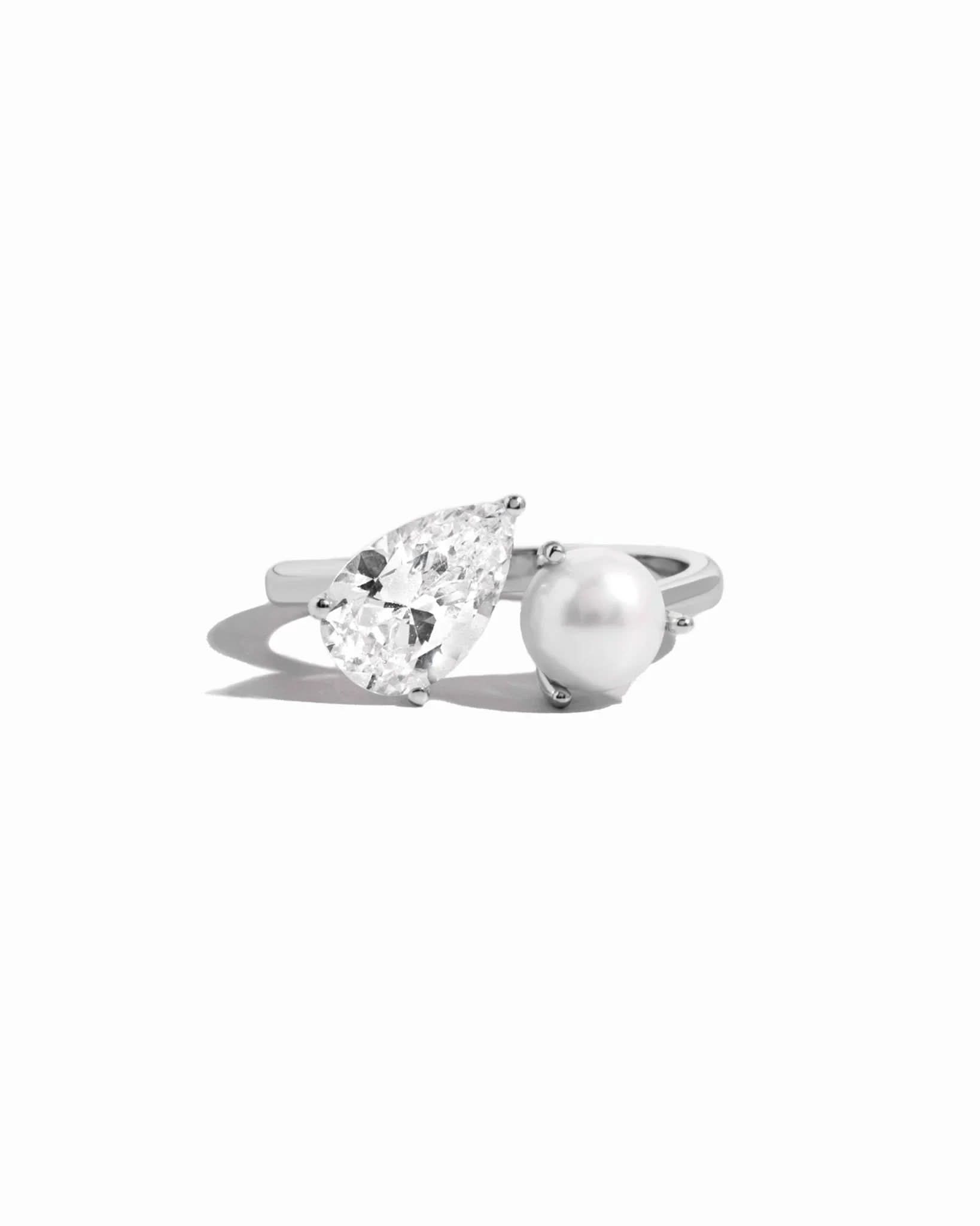 Toi et Moi Pearl Ring - AYUNA