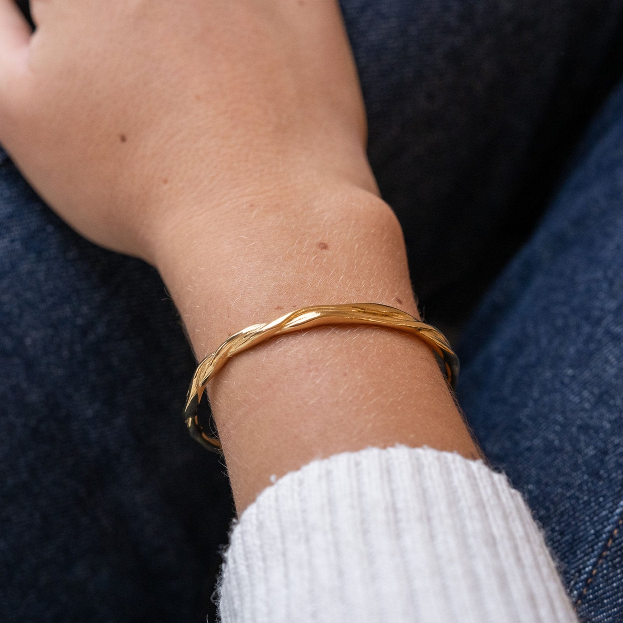 Twist Bracelet - AYUNA