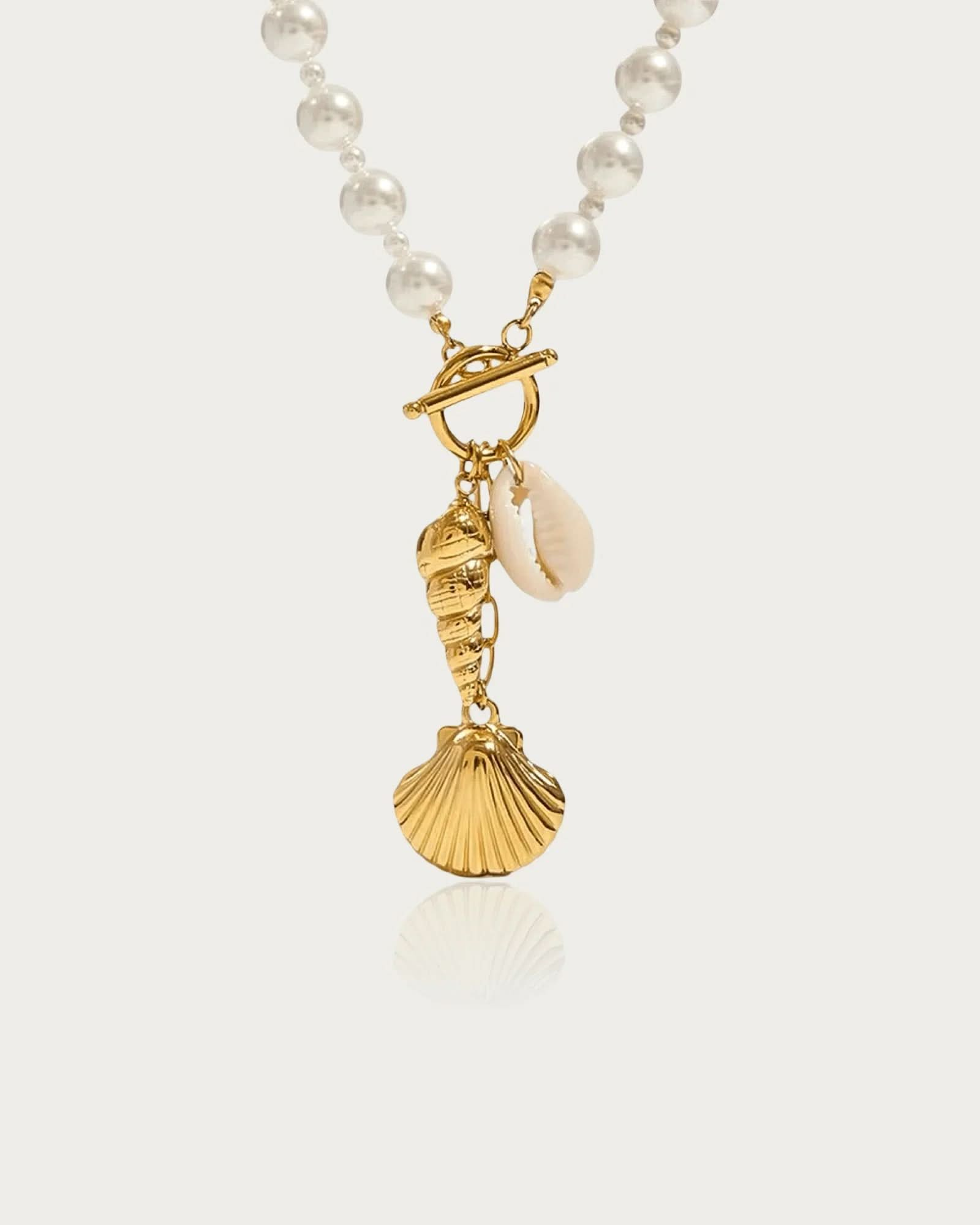 Y - Shape Shell Clasp Necklace - AYUNA