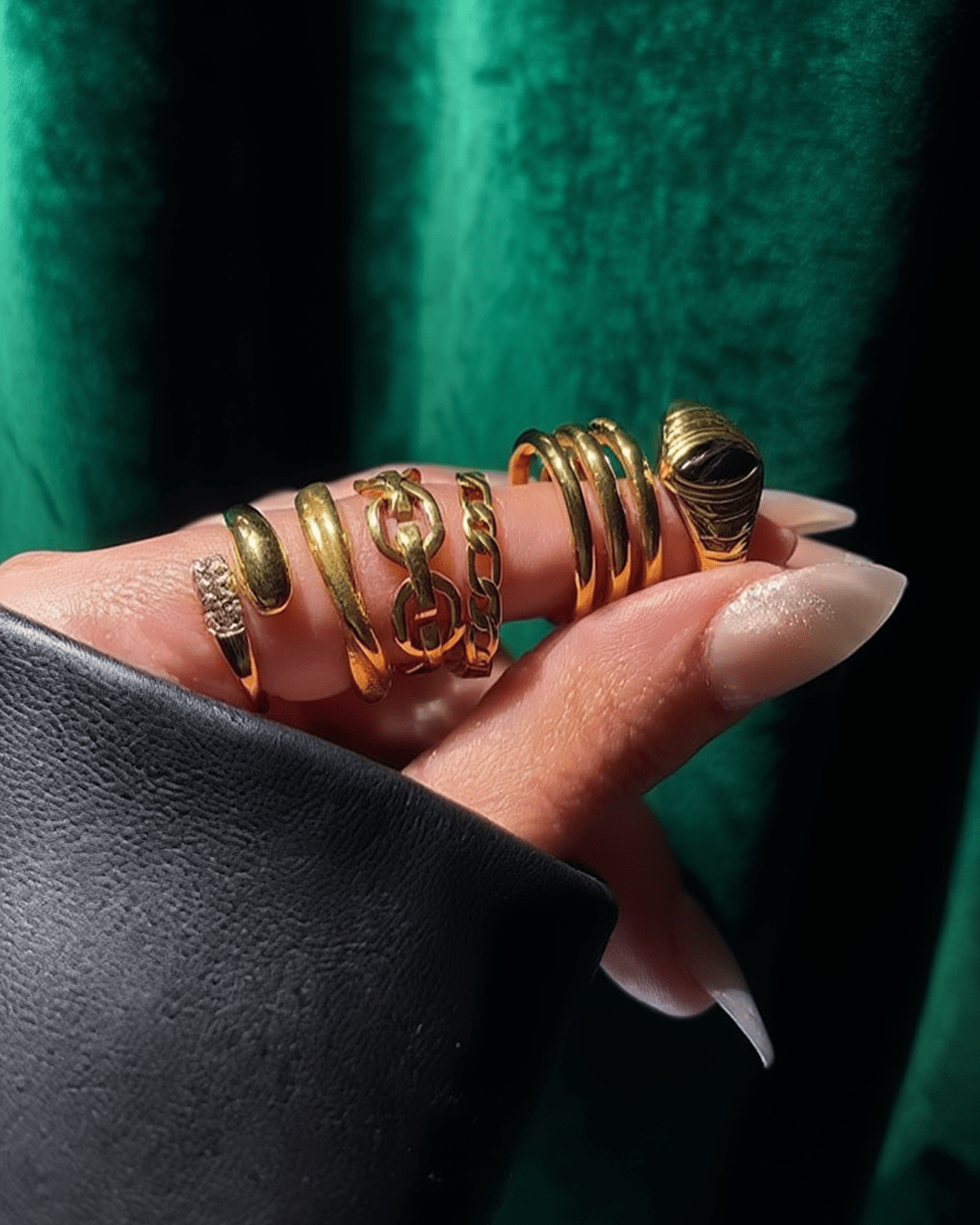 The Art of Adornment: How Jewelry Can Be a Powerful Self-Care Ritual - AYUNA