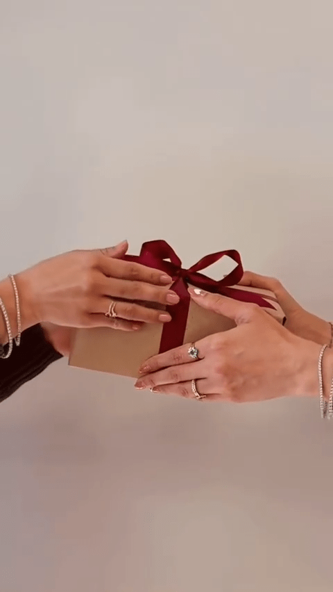 The Modern Woman's Guide to Gifting Jewellery - AYUNA