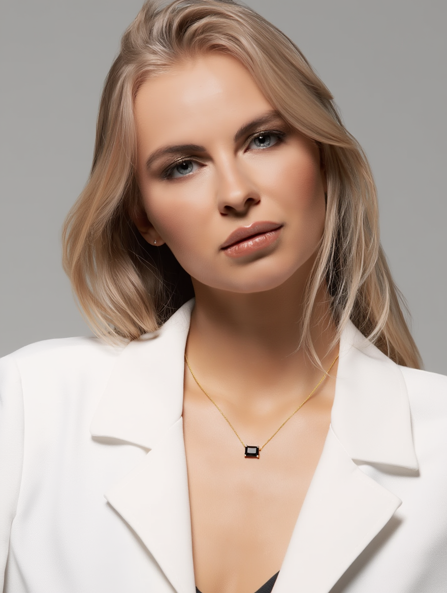 Ariana Necklace – Black Onyx Pendant