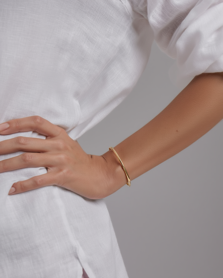 Minimalist Bangle Bracelet