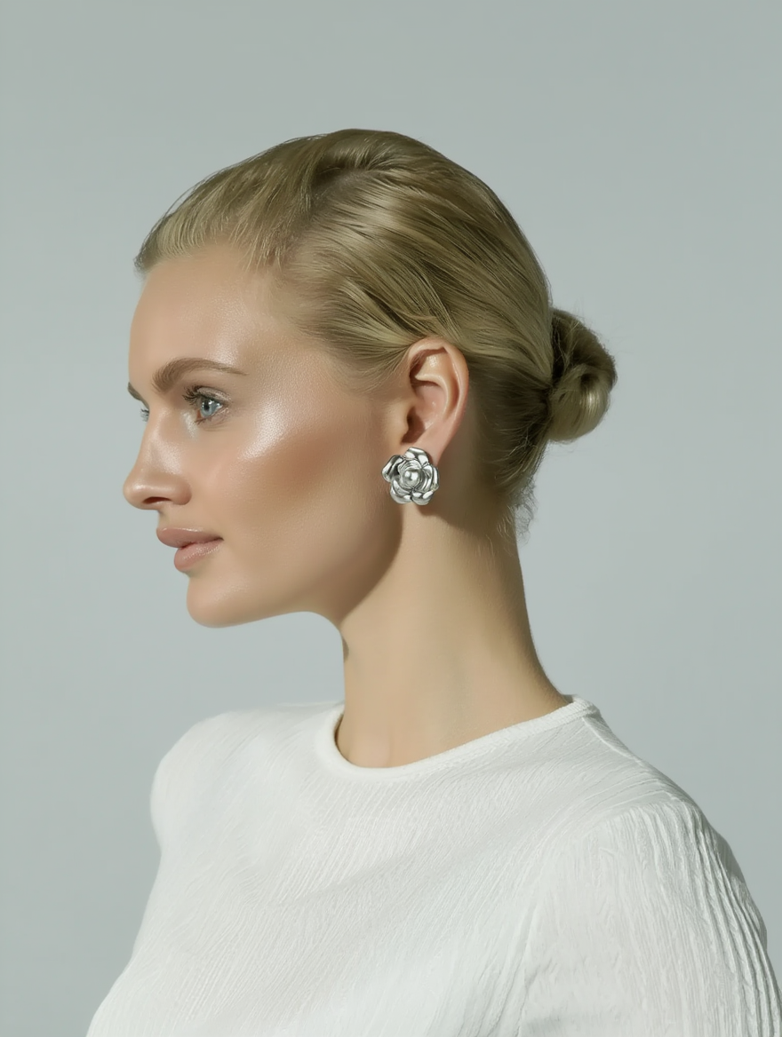 Elen Earrings – Silver Floral