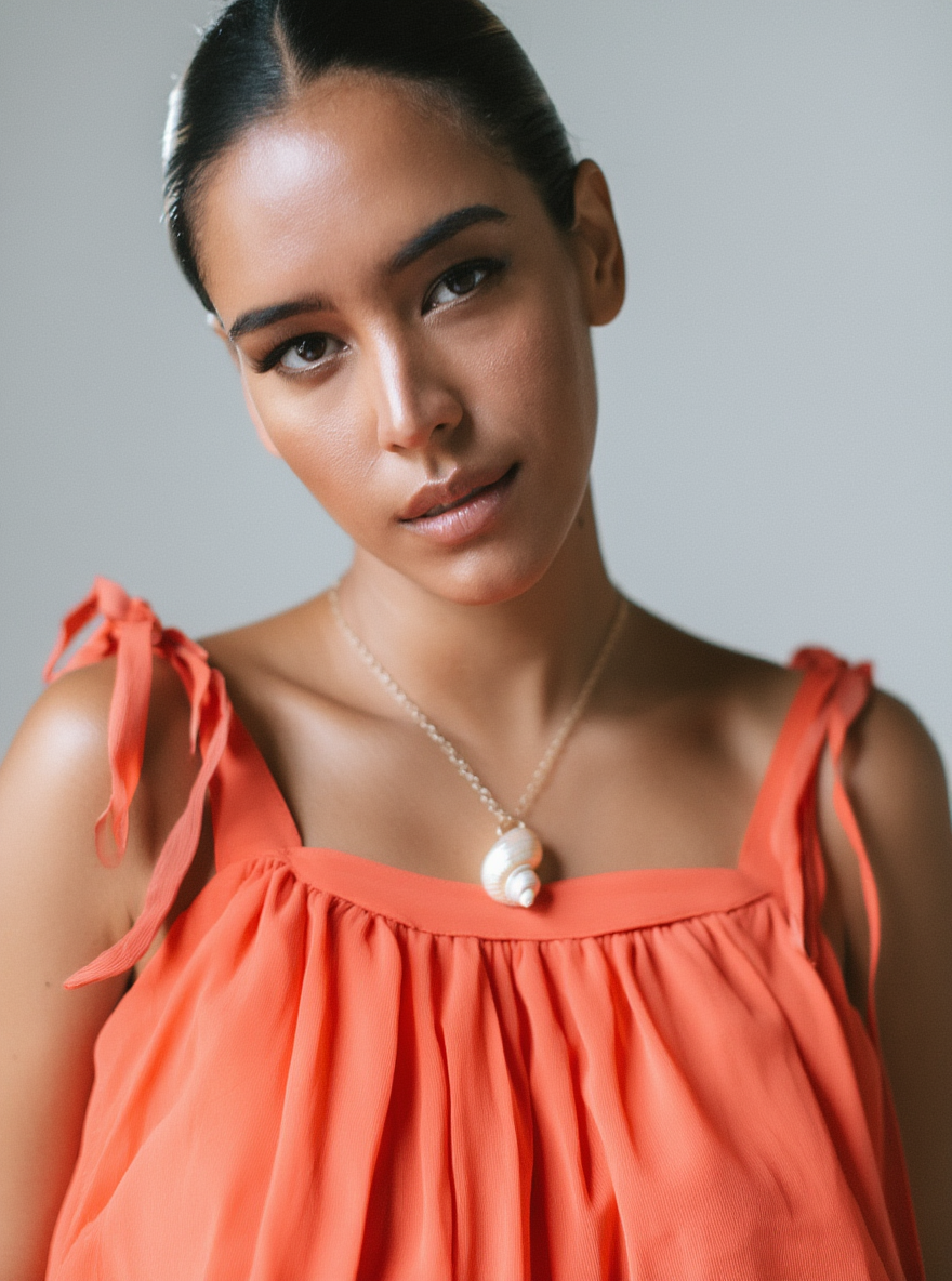 Collar de conchas naturales