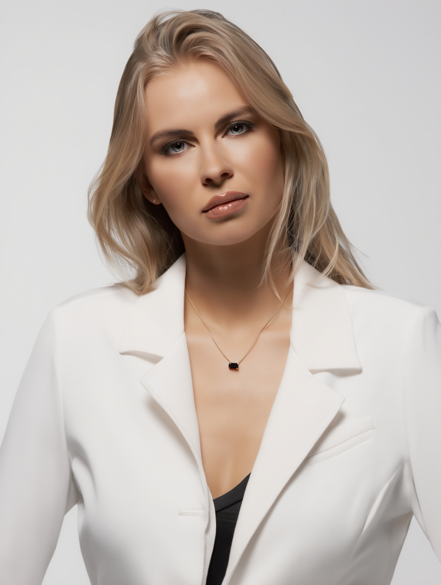 Ariana Necklace – Black Onyx Pendant