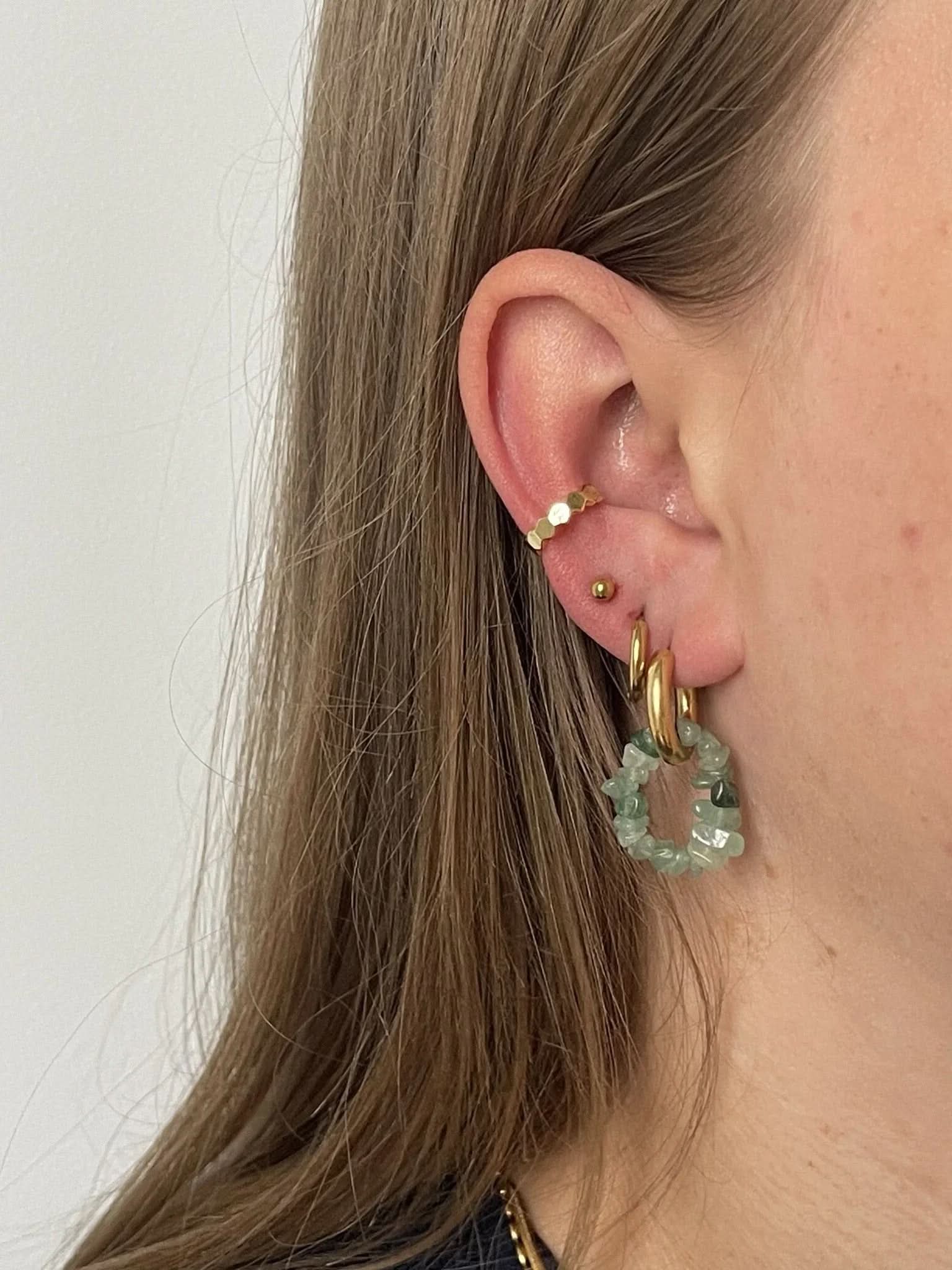 Adinda Earcuff - AYUNA