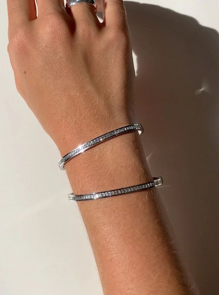 Avery Bangle - Silver - AYUNA