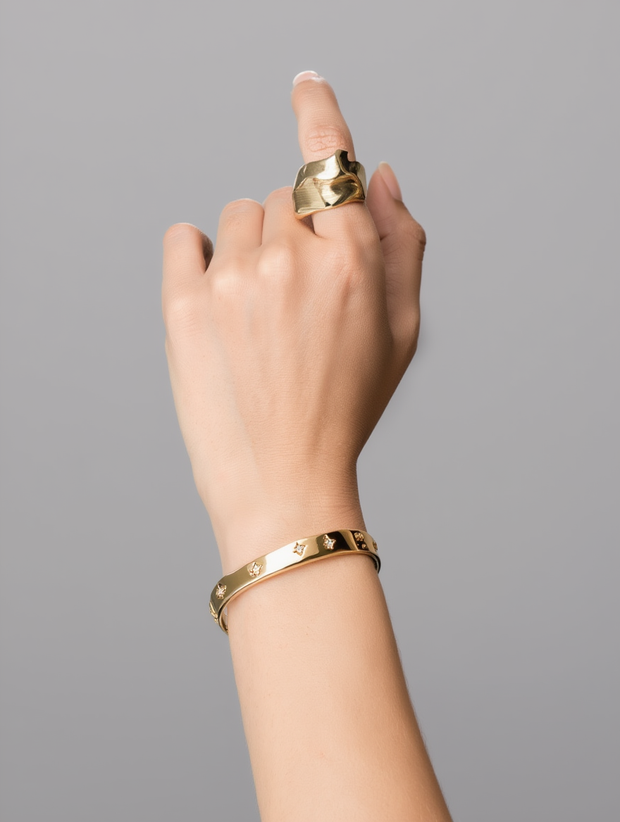 Liora Bangle
