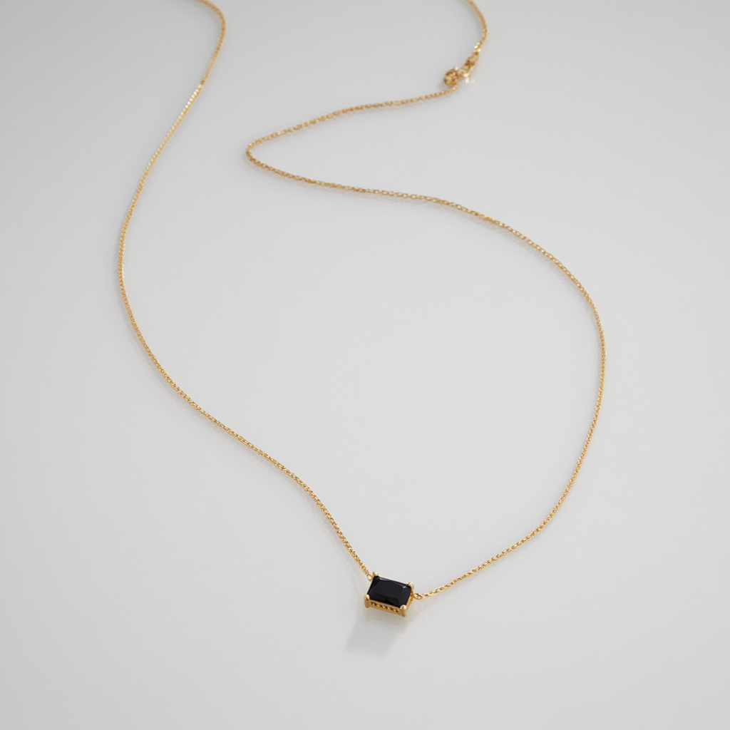 Ariana Necklace – Black Onyx Pendant