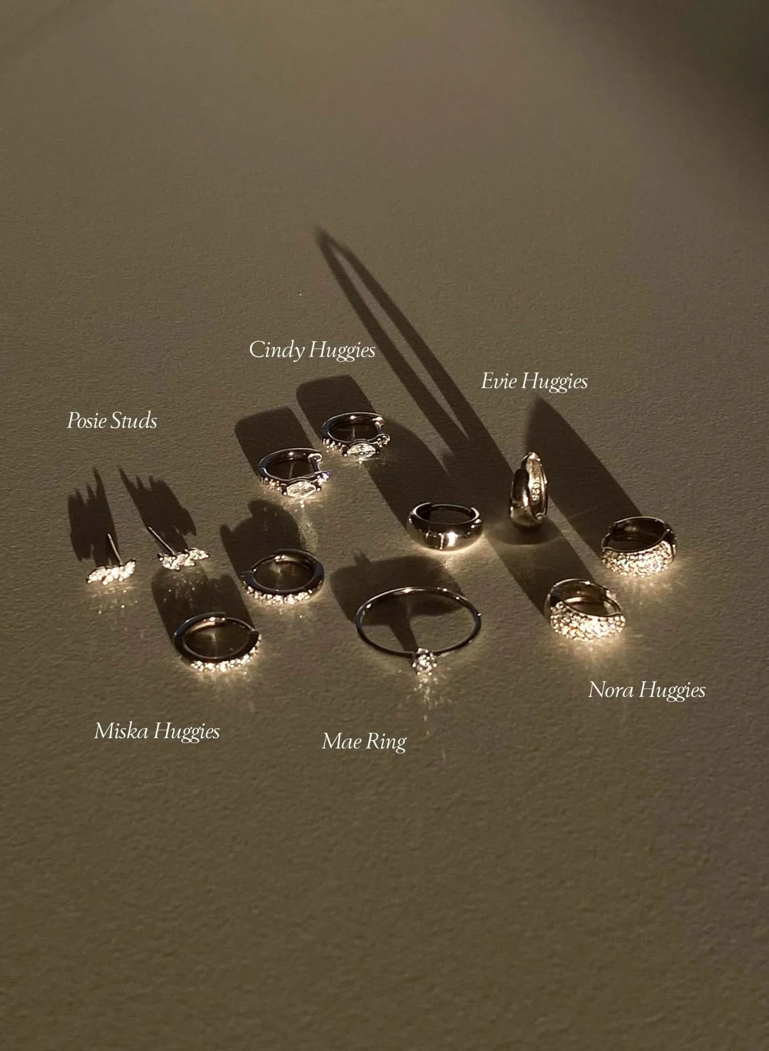 Cindy Huggies - Silver - AYUNA