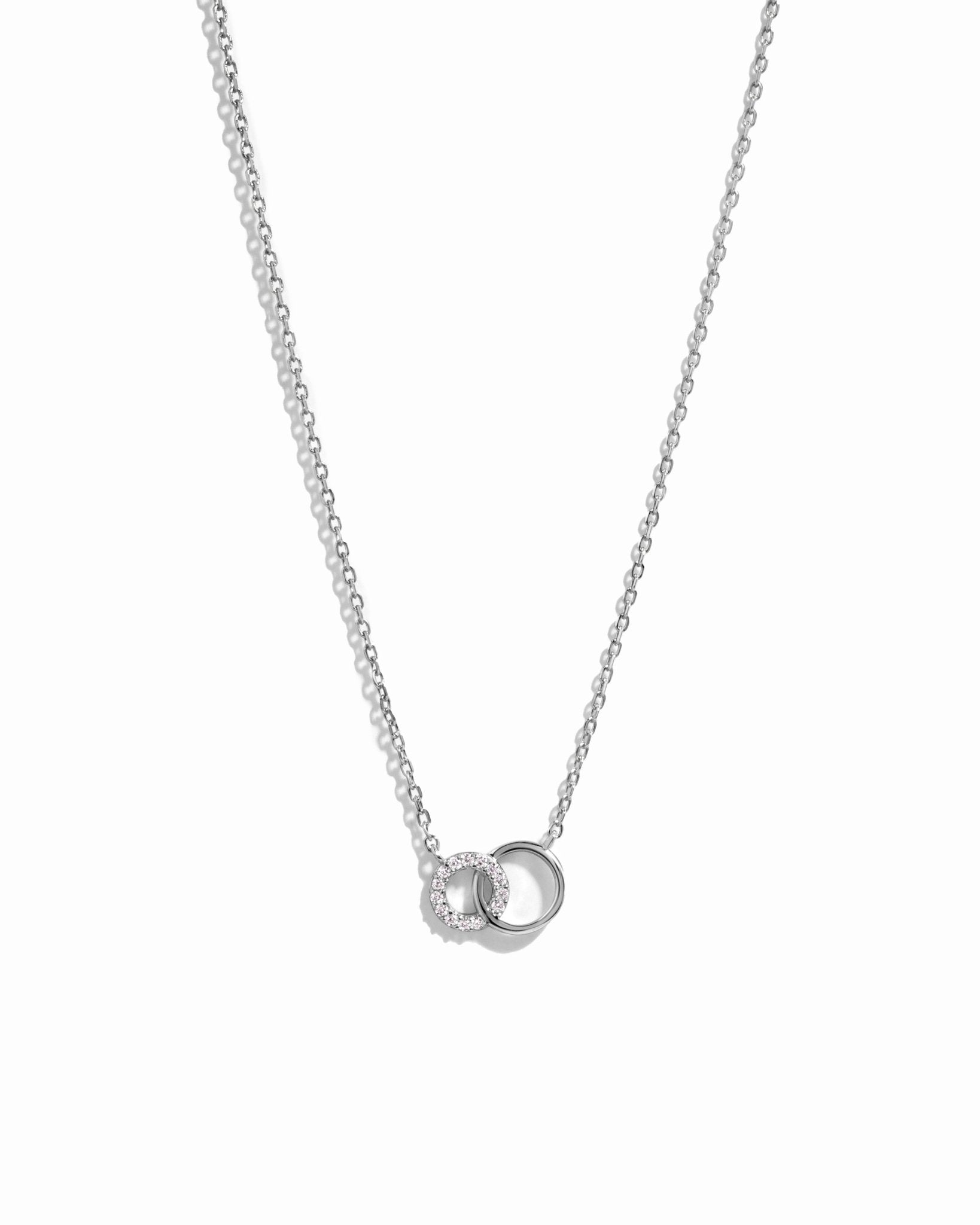 Circle Link Necklace - AYUNA