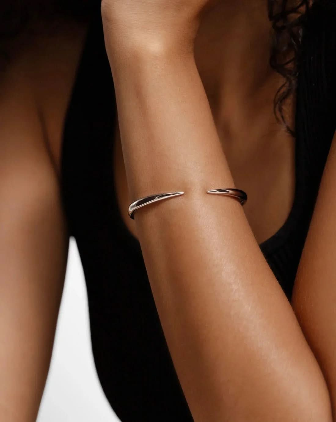 Claw Cuff Bracelet - AYUNA