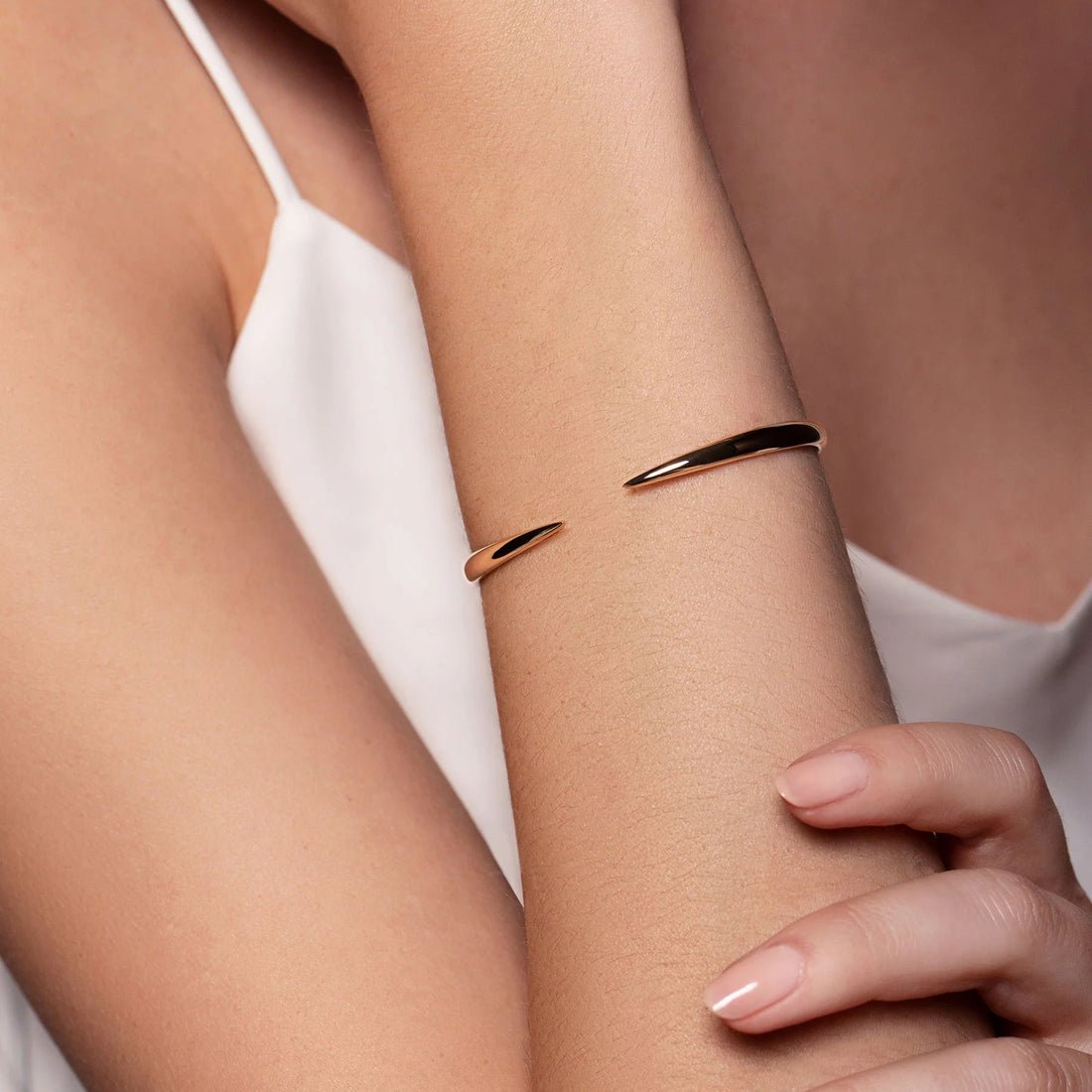 Claw Cuff Bracelet - AYUNA