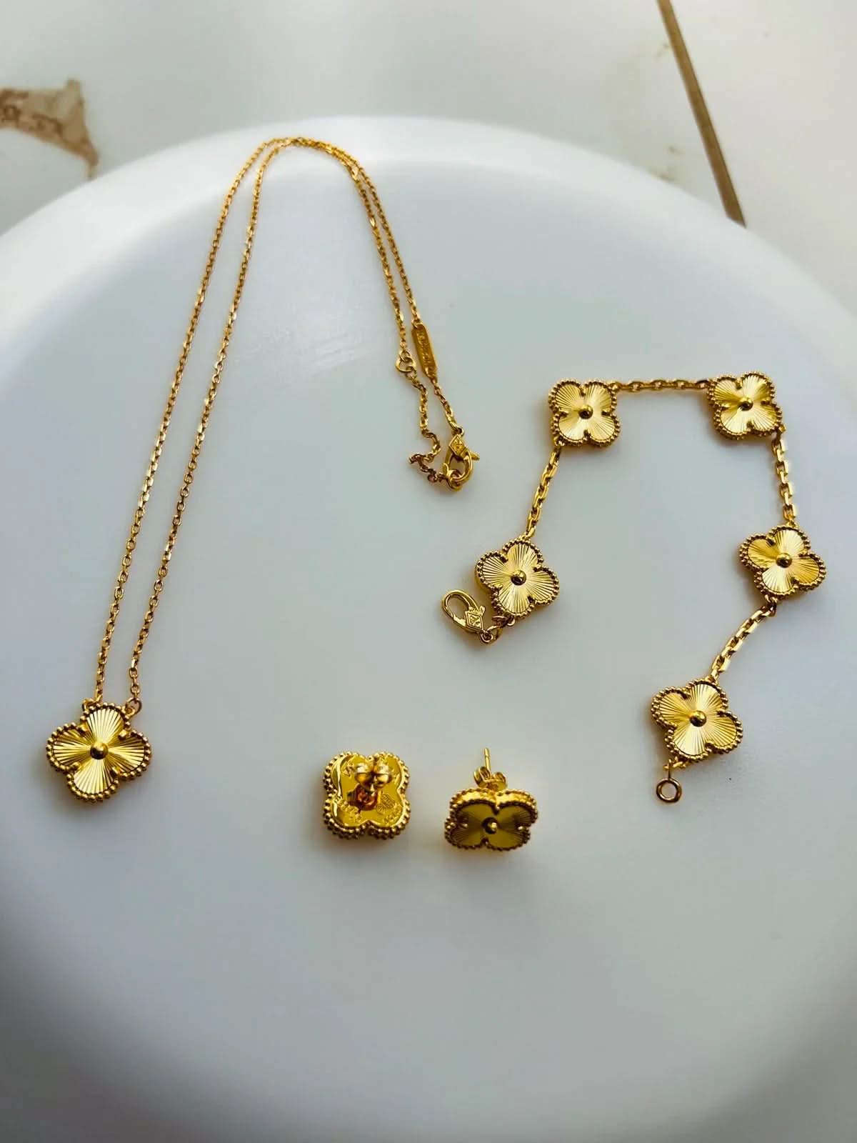 Clover Trio Set - AYUNA