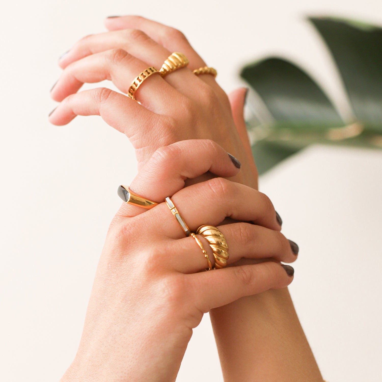 Croissant Ring - AYUNA