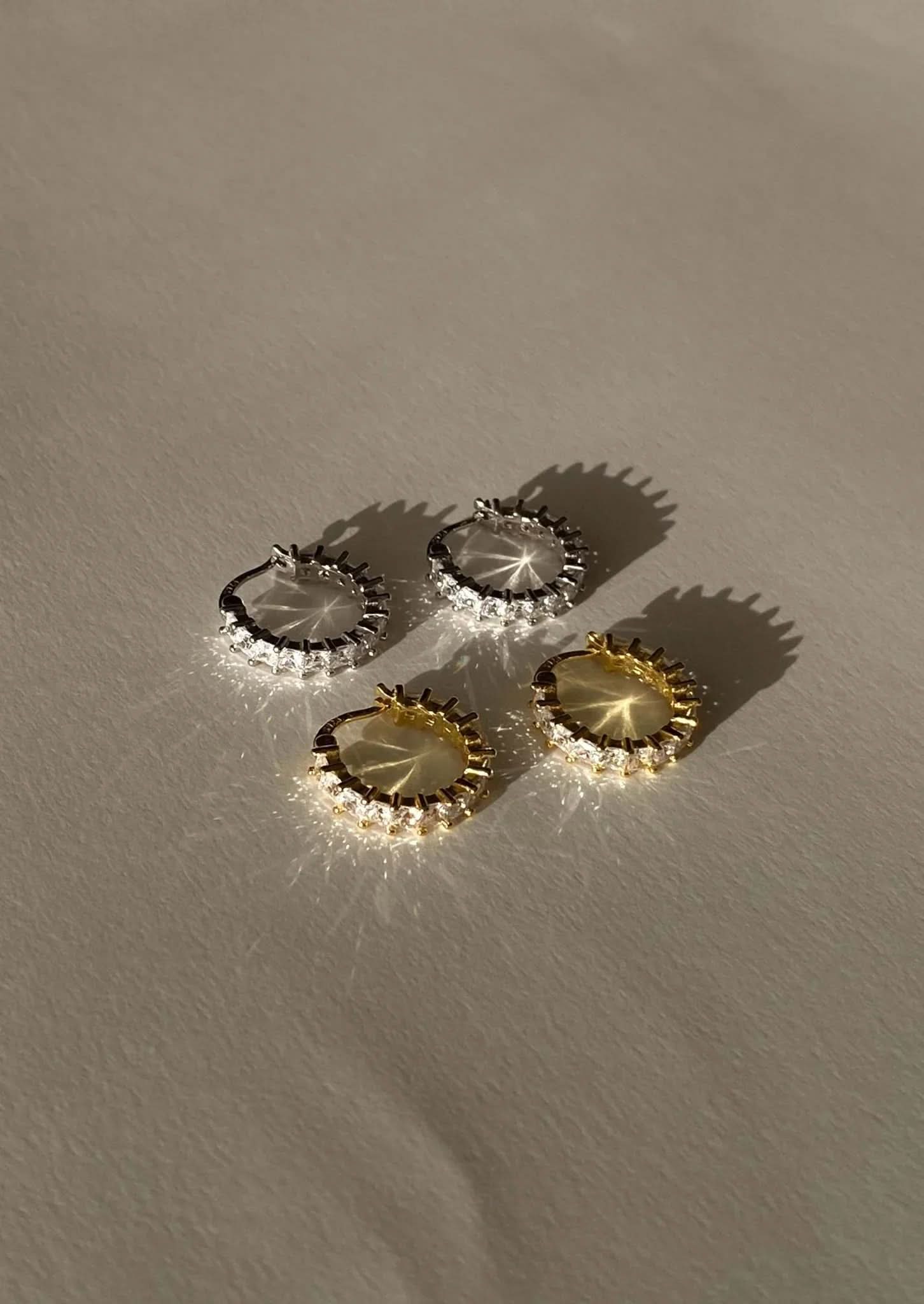 Dahlia Hoops - Gold - AYUNA