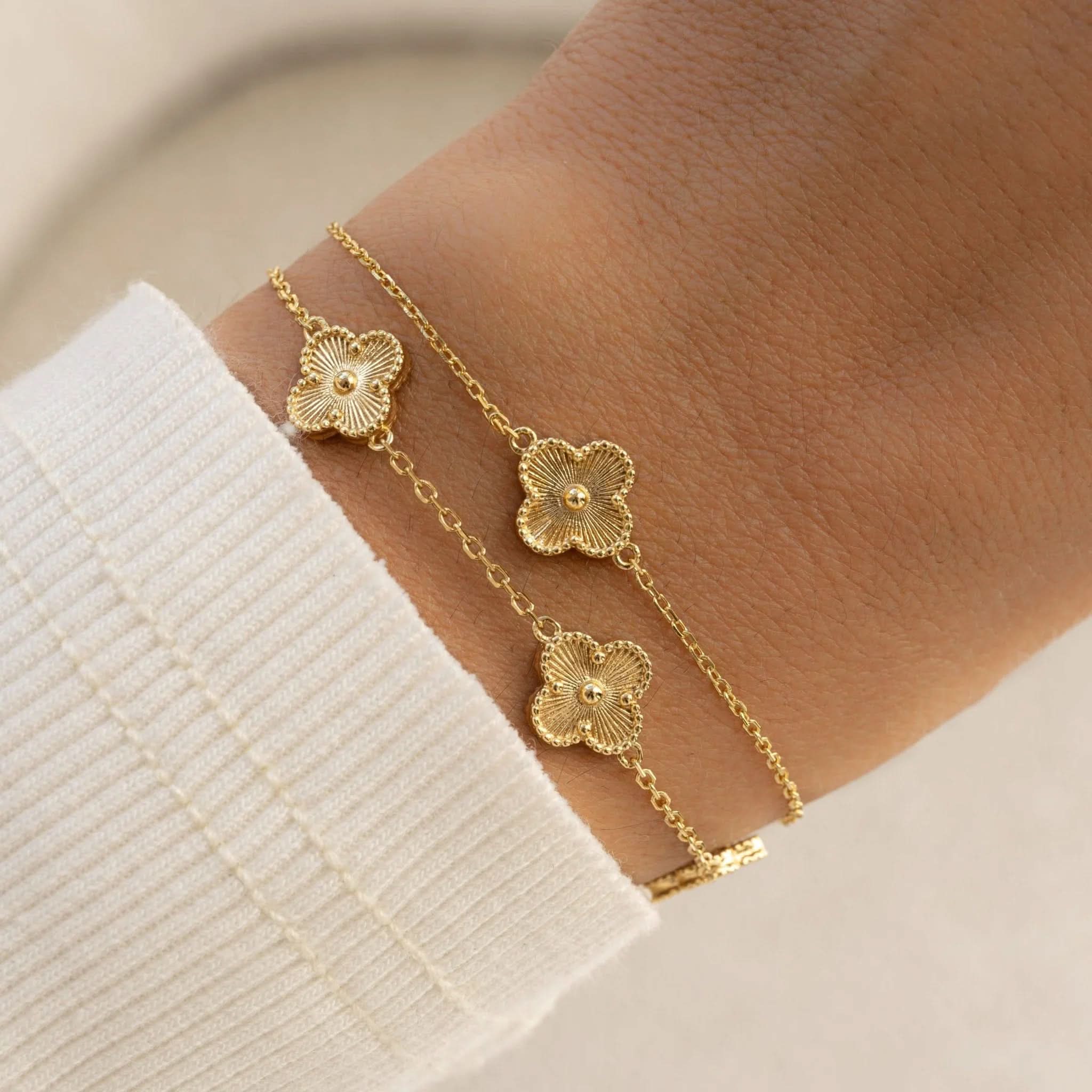 Dahlia Single Four Leaf Clover Bracelet - AYUNA