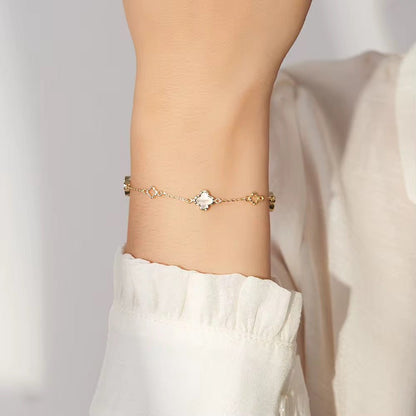 Dainty Clover Bracelet - AYUNA