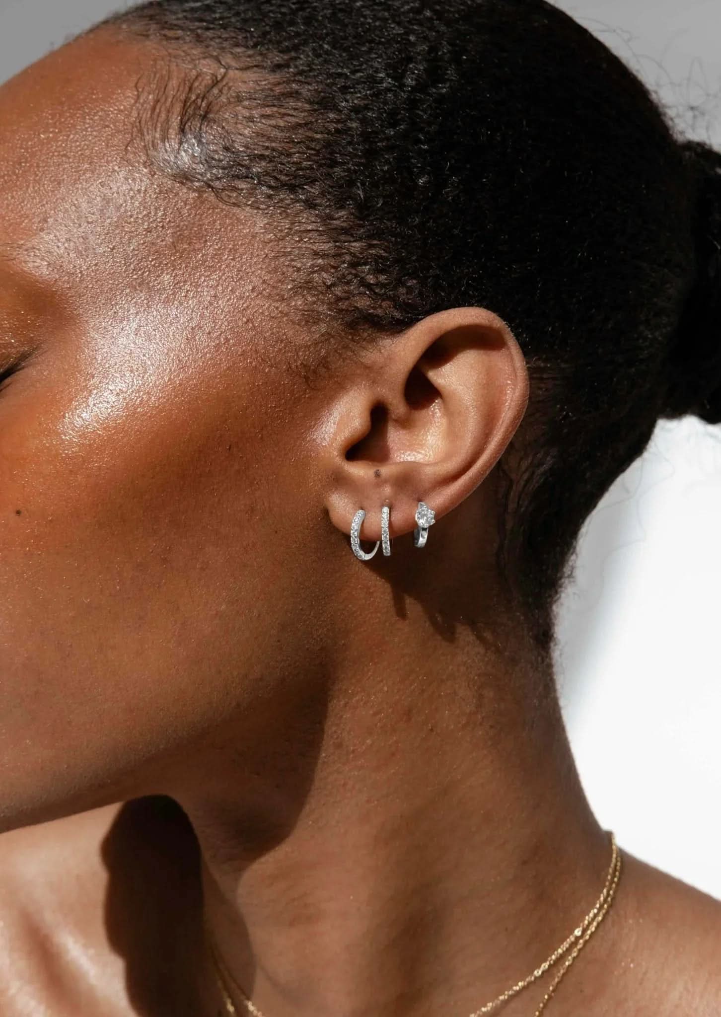 Daisy Huggies - Silver - AYUNA