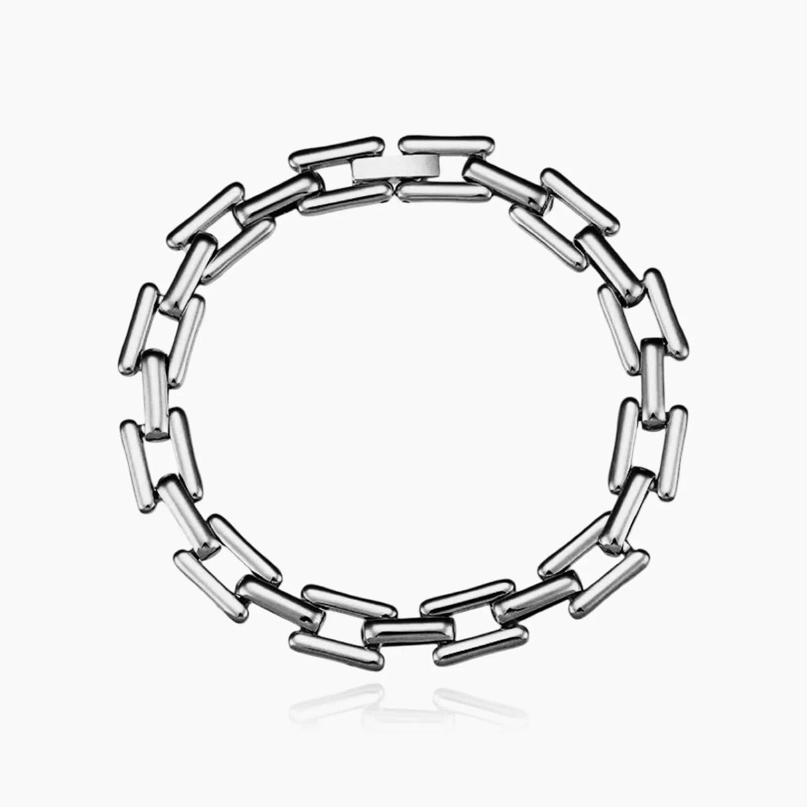 Elevated Geometric Chain - AYUNA