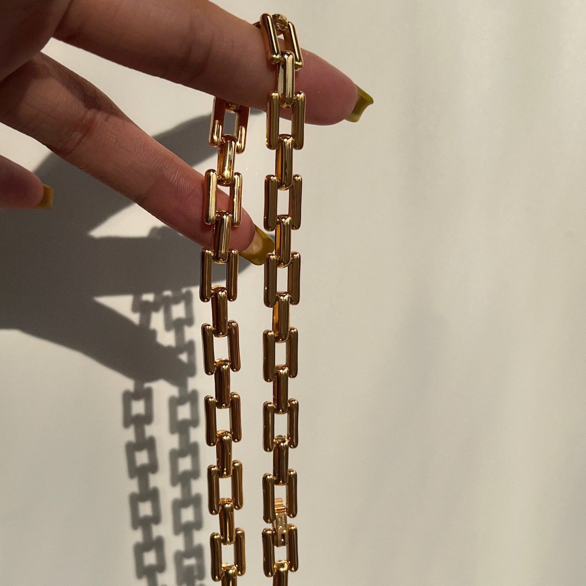 Elevated Geometric Chain - AYUNA