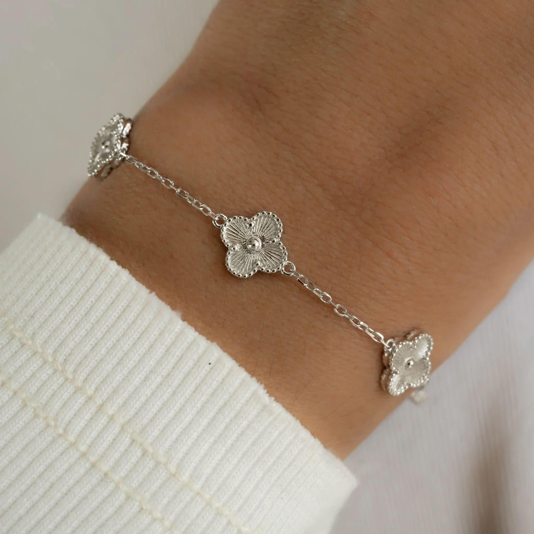 Ella Four Leaf Clover Bracelet - AYUNA