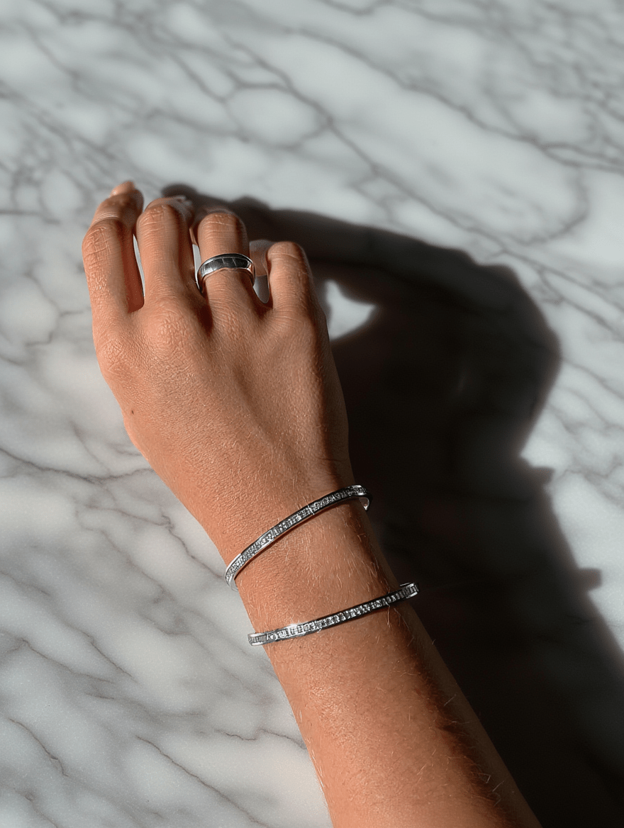 Evie Bangle - Silver - AYUNA