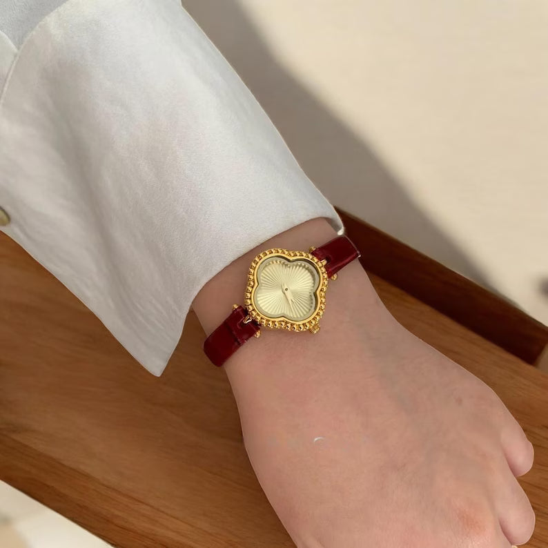 Clover Watch