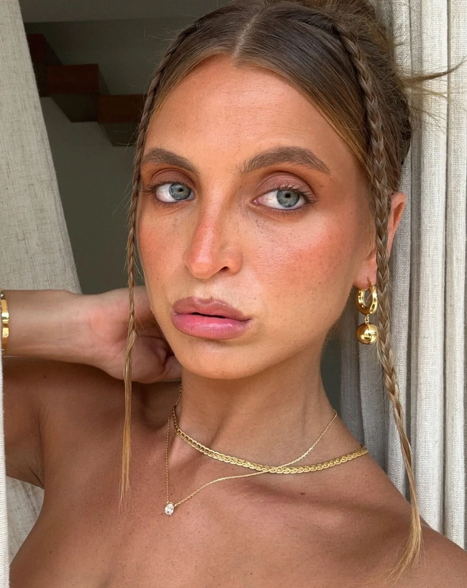 Iriss Necklace Pear - Gold - AYUNA