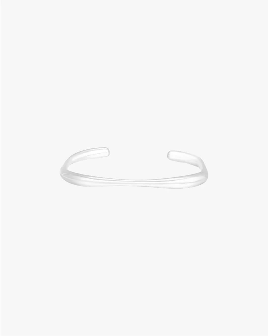 Isha Bangle - Silver - AYUNA