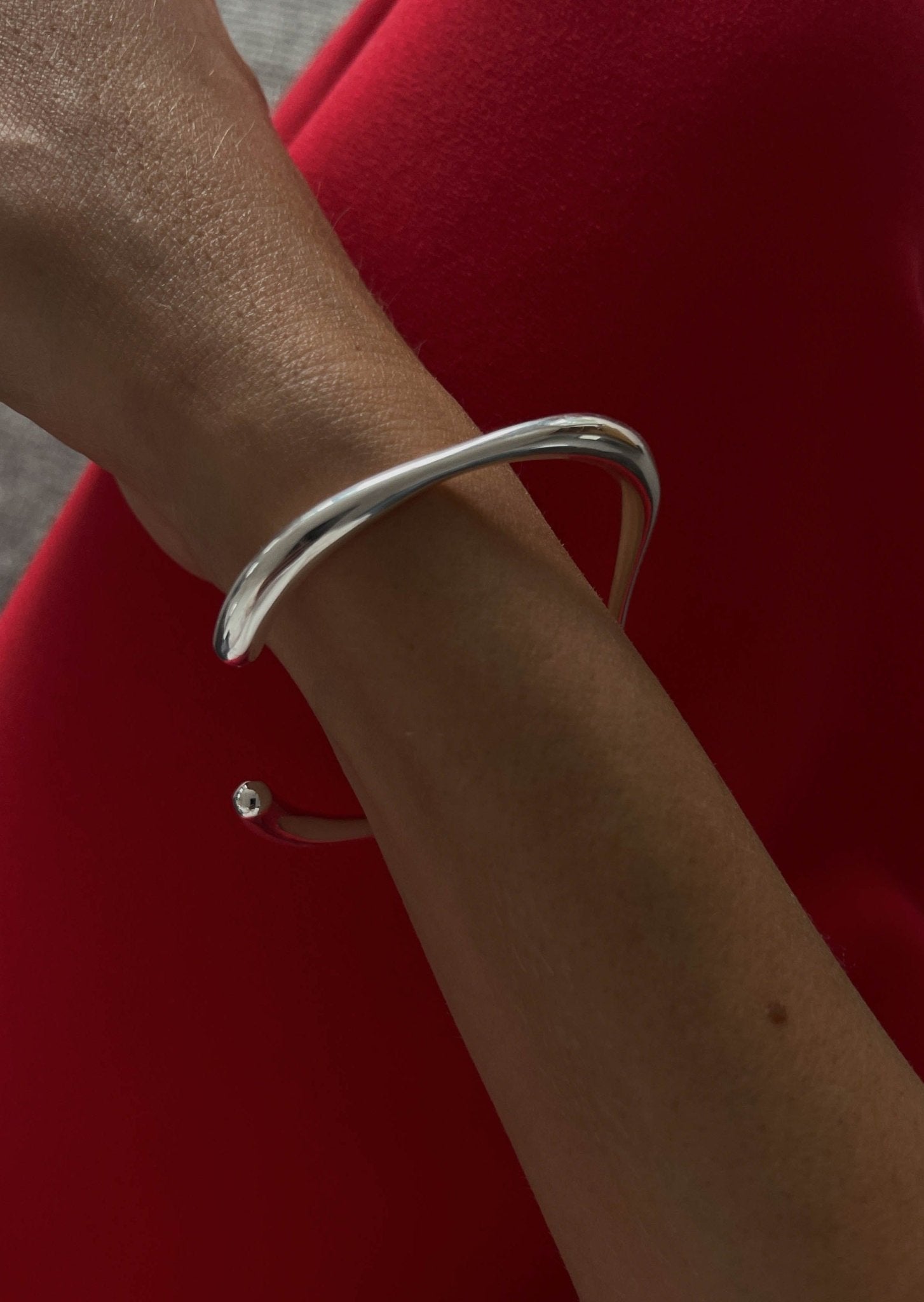 Isha Bangle - Silver - AYUNA