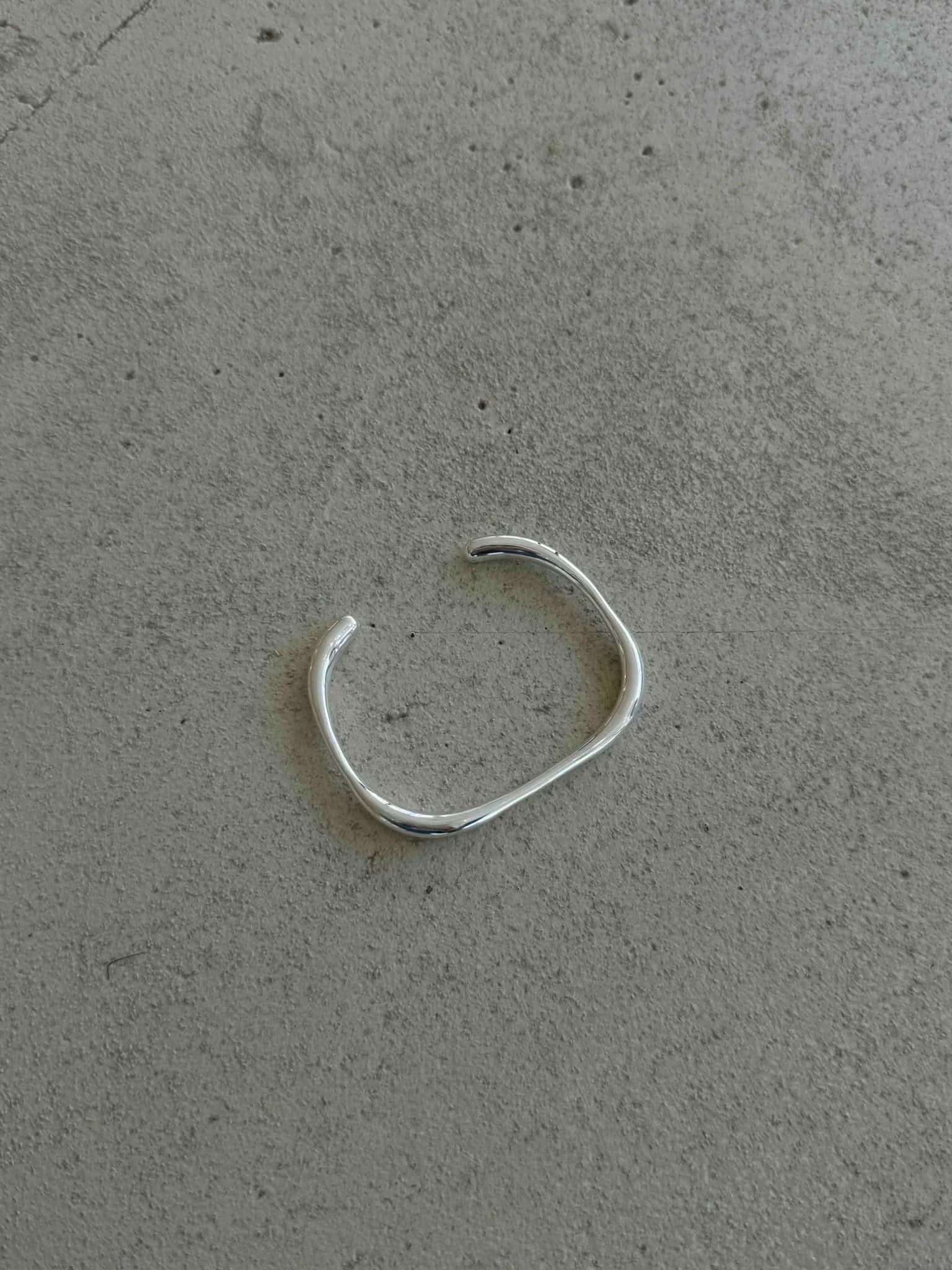 Isha Bangle - Silver - AYUNA