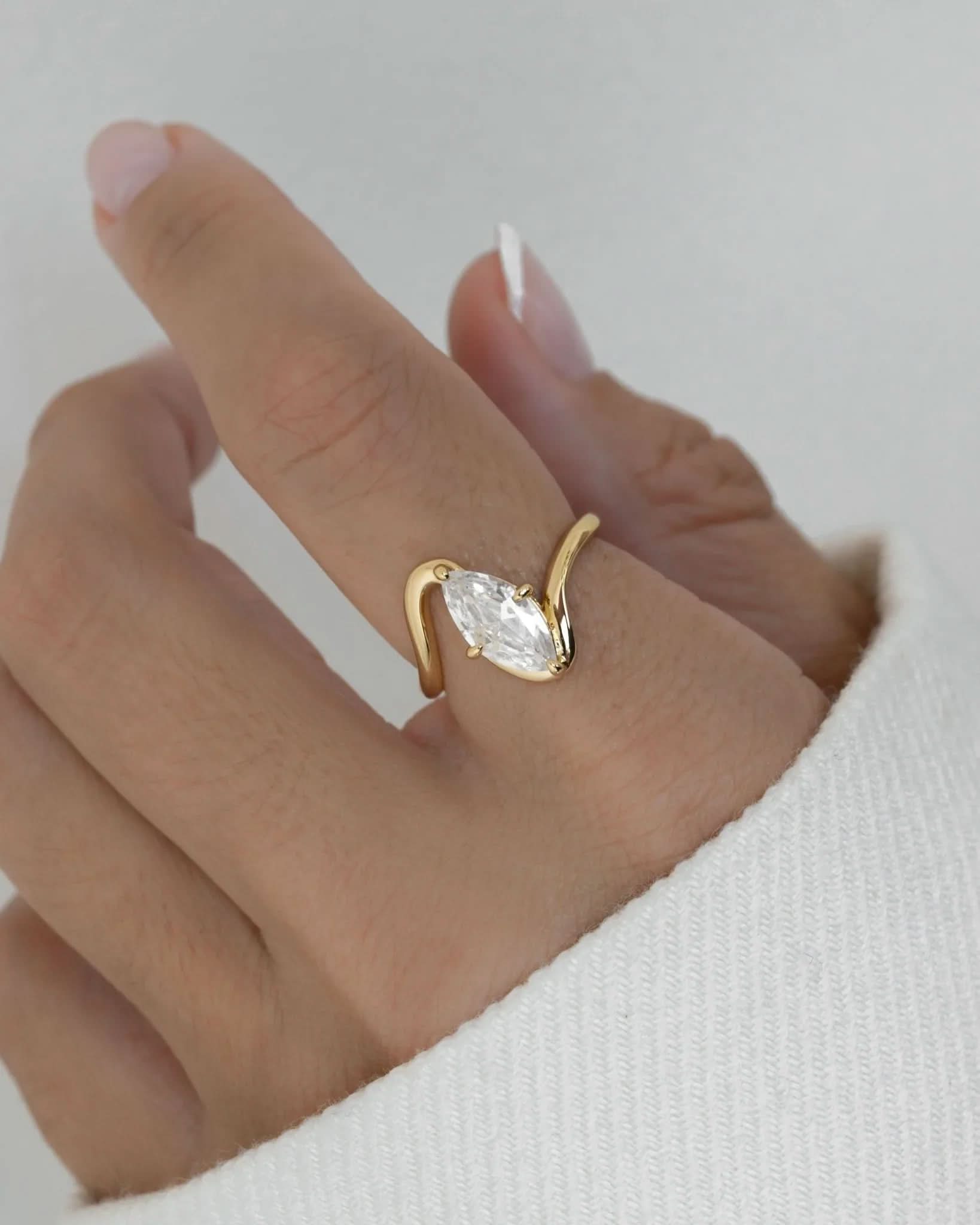 Marquise Swirl Ring - AYUNA
