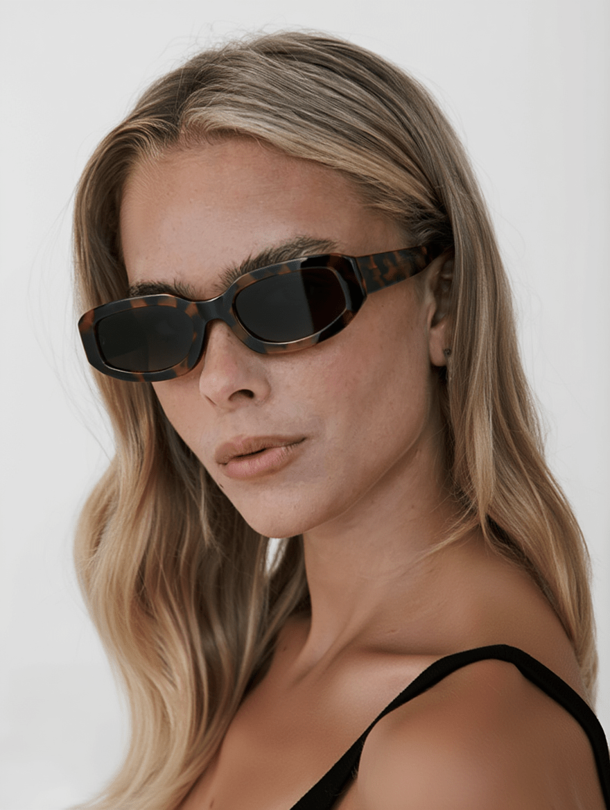 Mia - Tort/Smoke - AYUNA