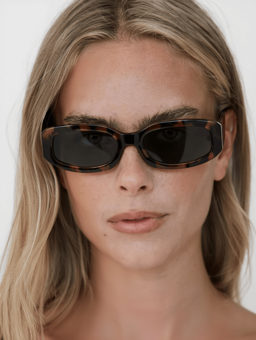 Mia - Tort/Smoke - AYUNA