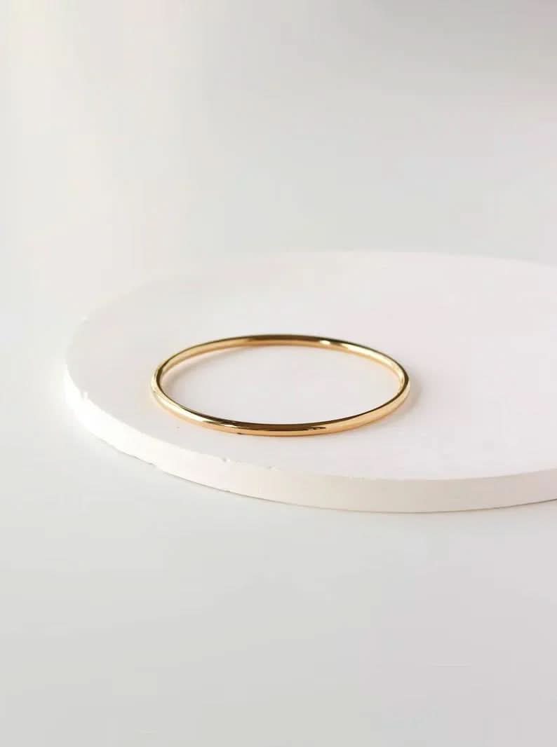 Minimalist Bangle Bracelet - AYUNA