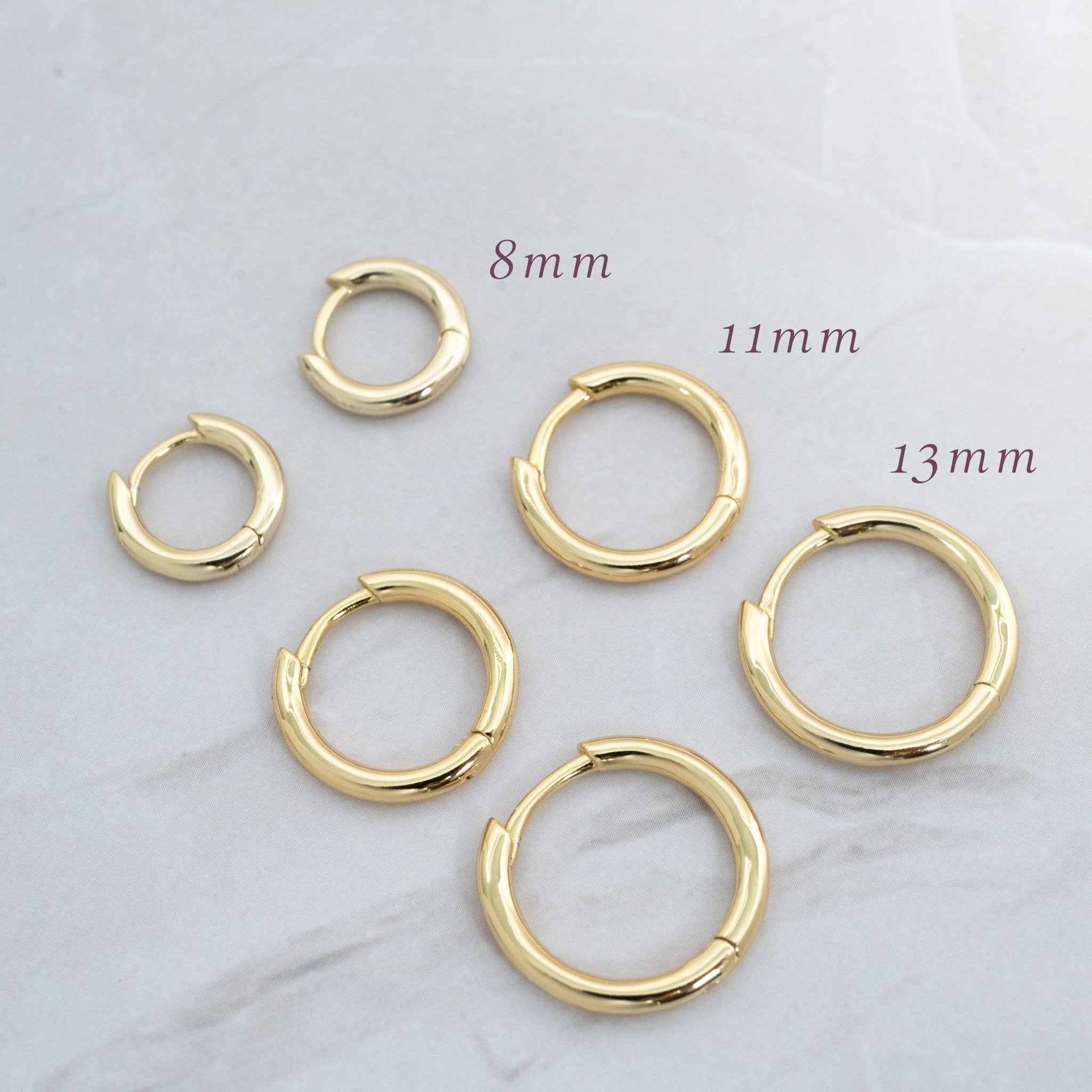 Minimalist Small Hoop Earrings - AYUNA