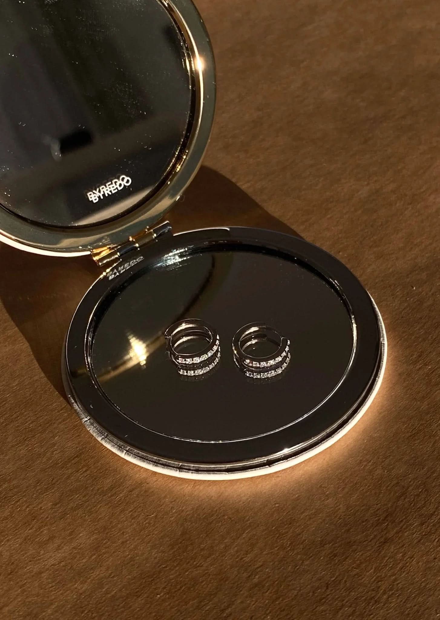 Miska Huggies - Silver - AYUNA