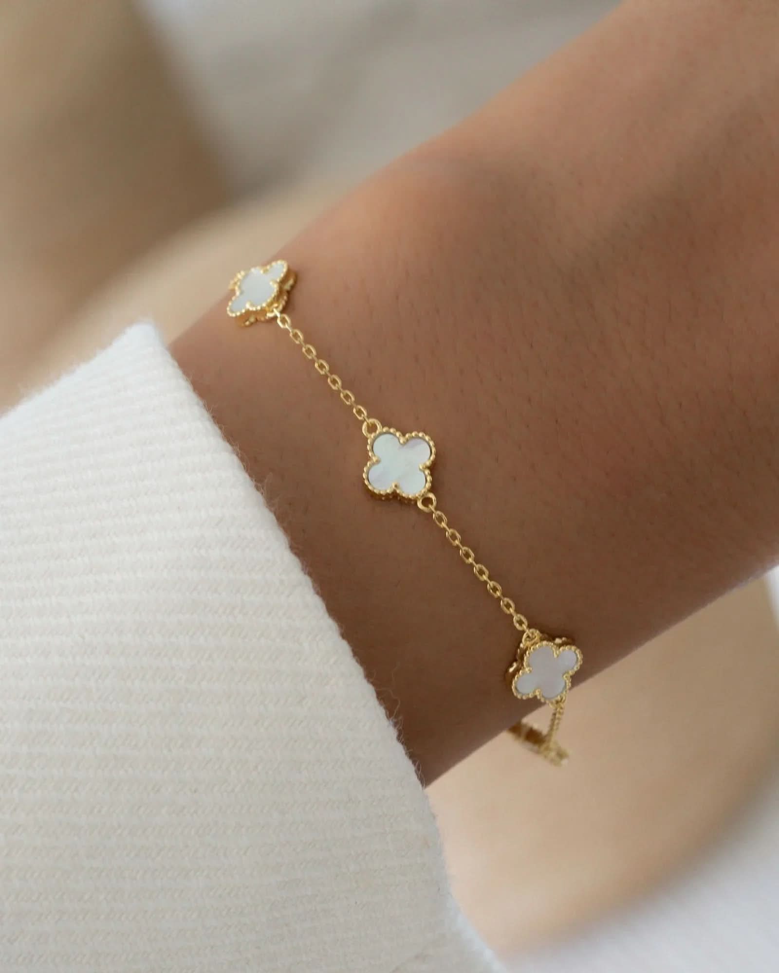 Mother of Pearl Clover Bracelet - AYUNA