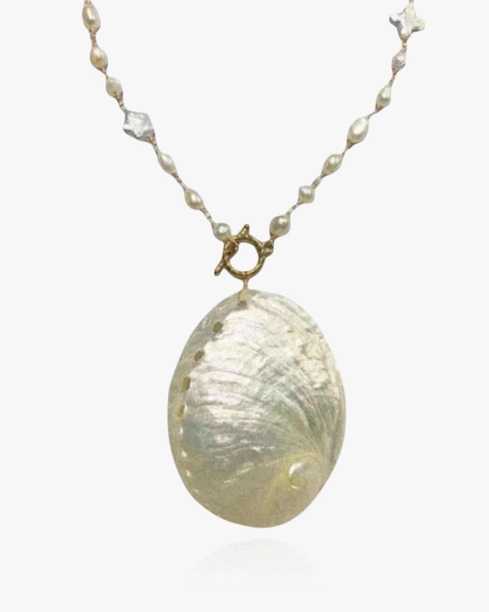 Ocean’s Secret Natural Shell Necklace - AYUNA