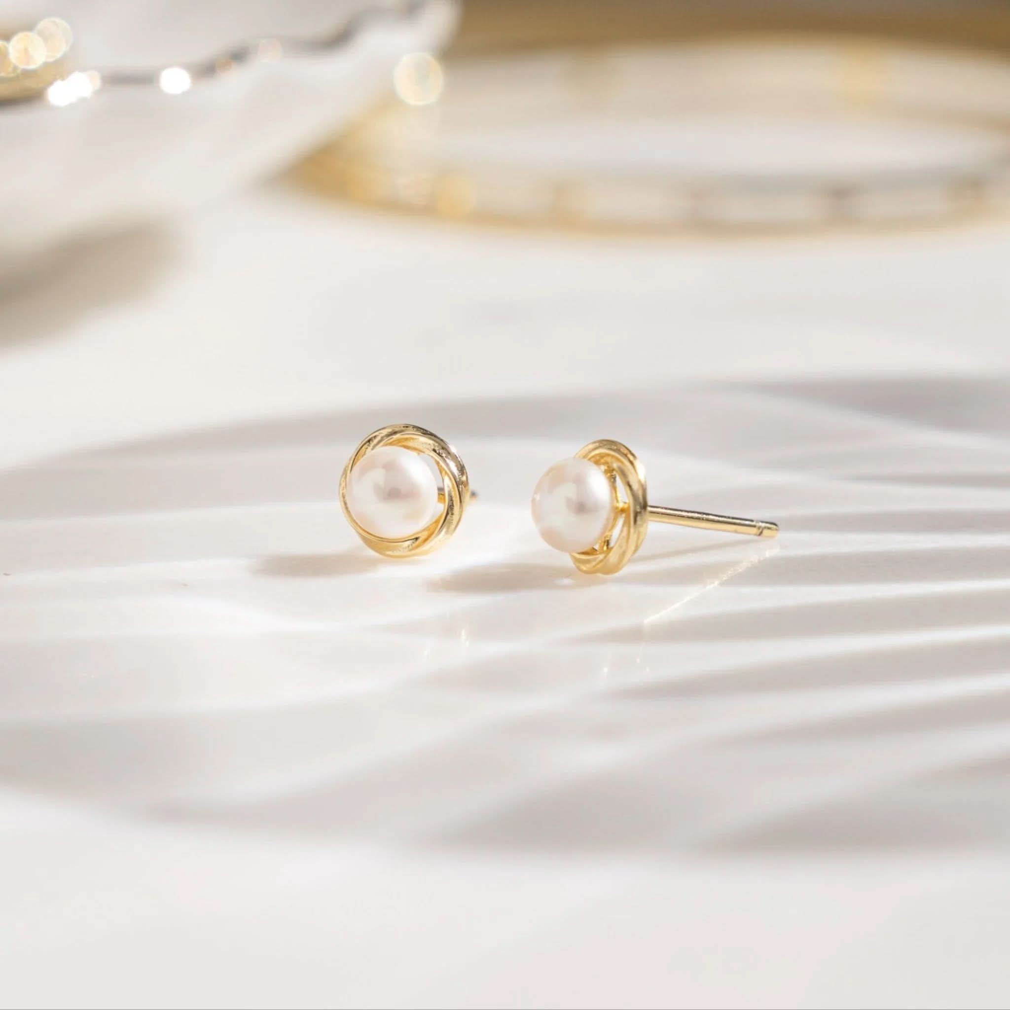 Pearl Button Studs - AYUNA