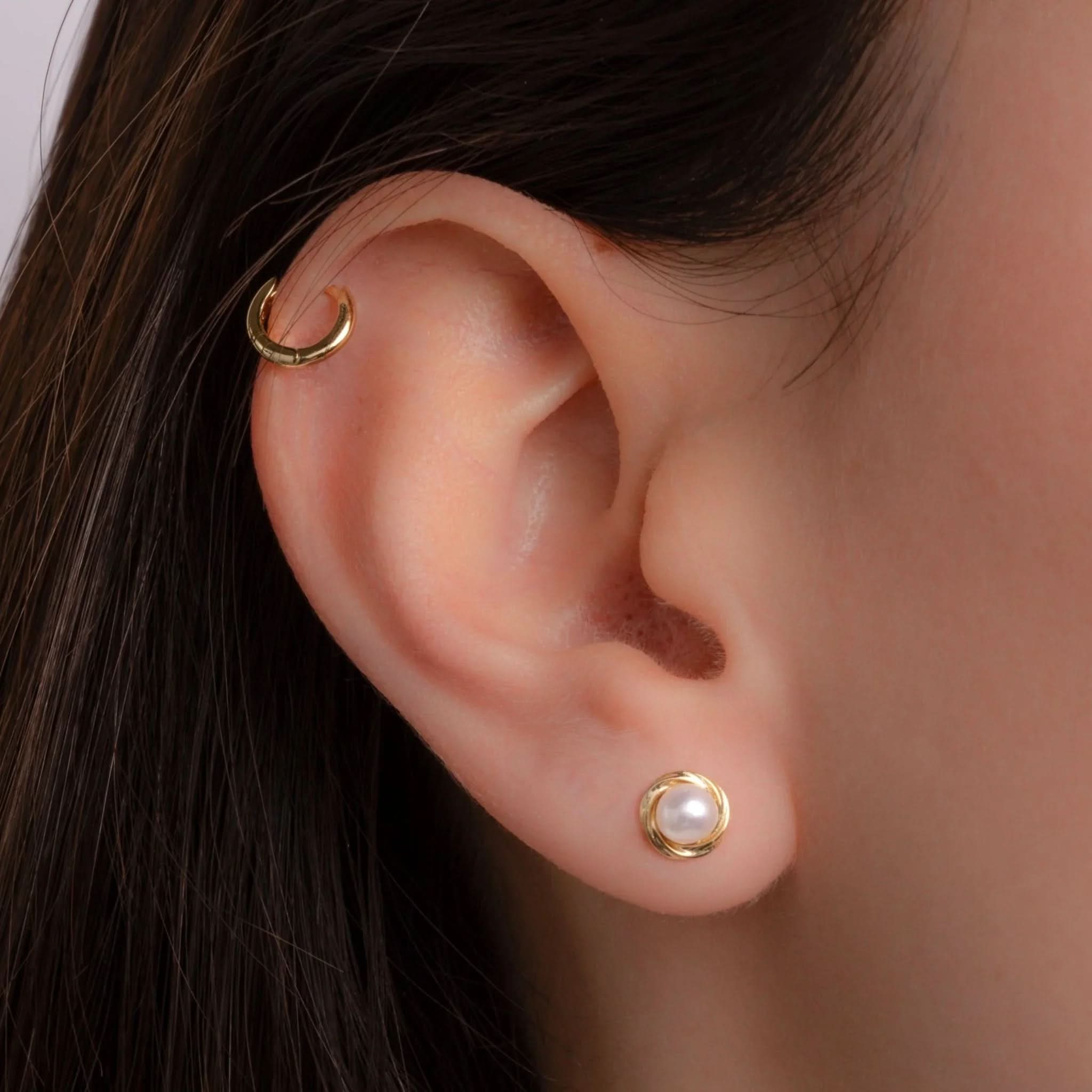 Pearl Button Studs - AYUNA