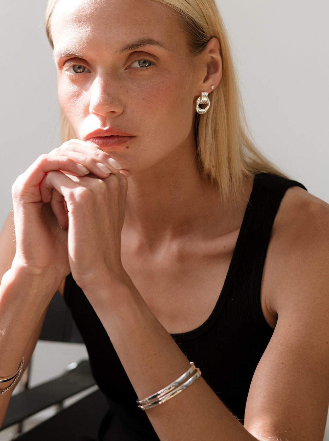Phoebe Bangle - Silver - AYUNA