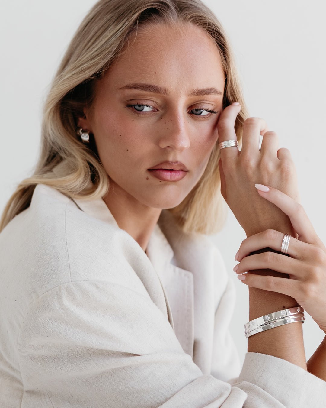 Phoebe Ring - Silver - AYUNA