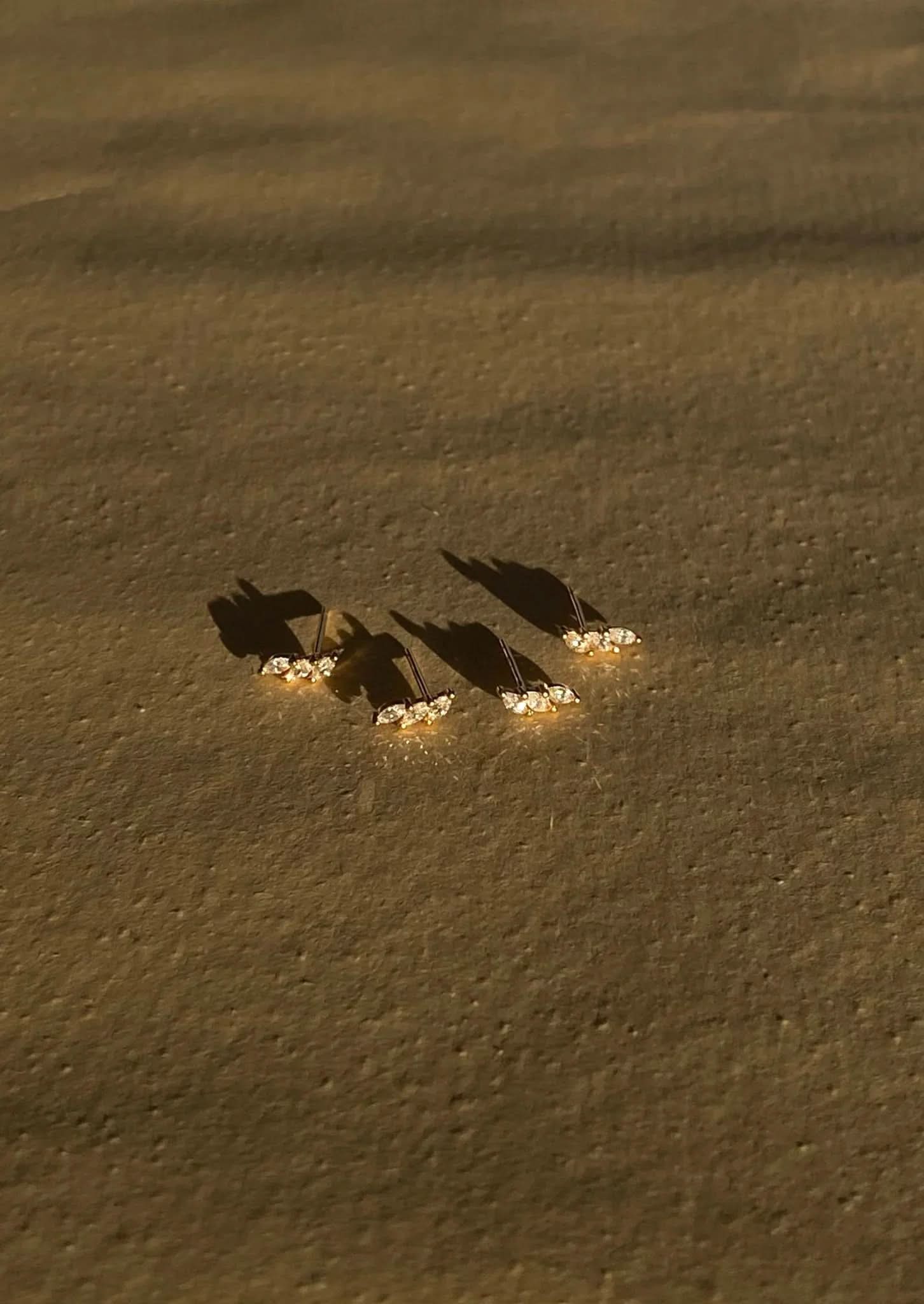 Posie Studs - Gold - AYUNA