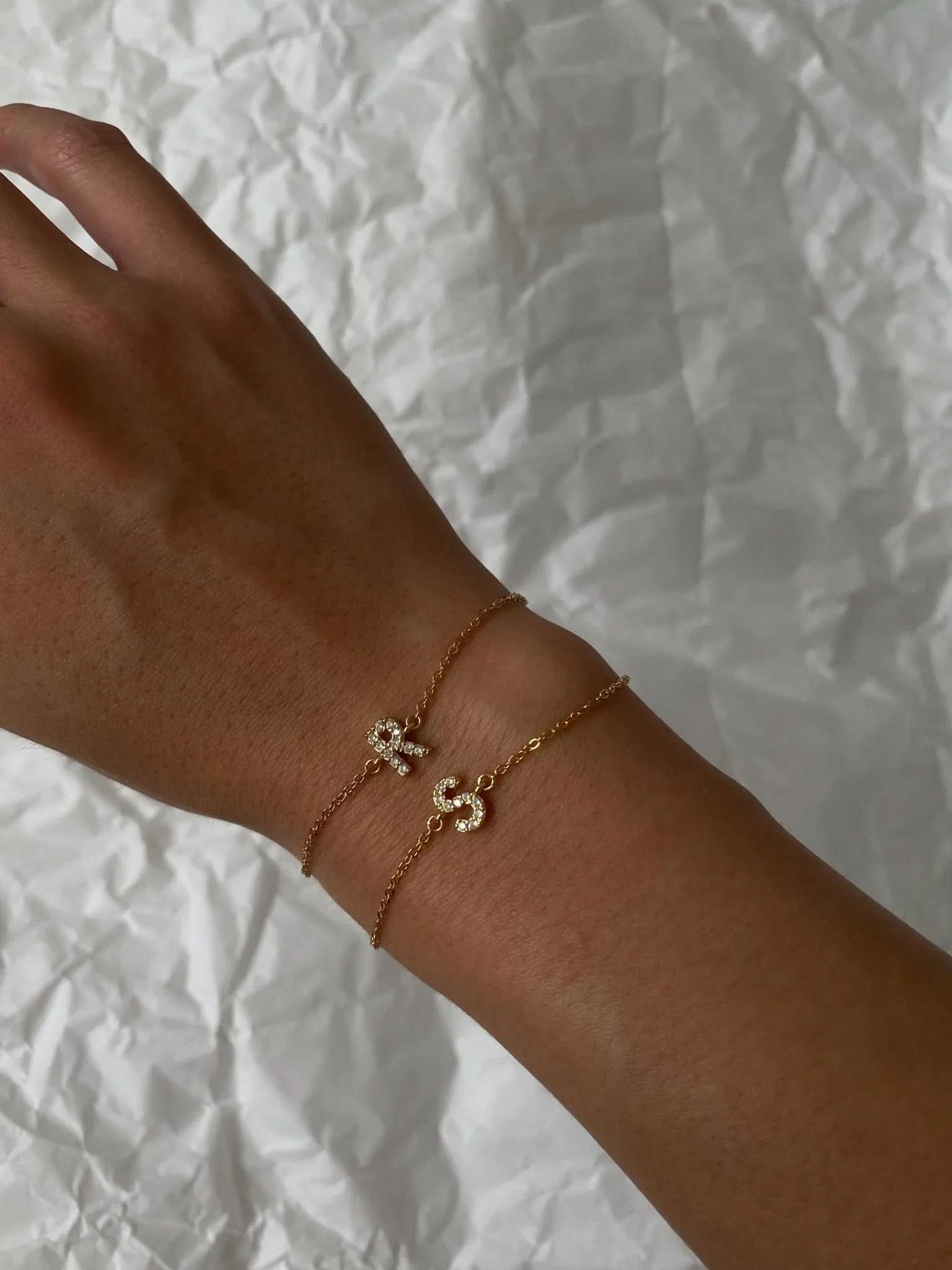 Raya Initial Bracelet 2.0 - AYUNA