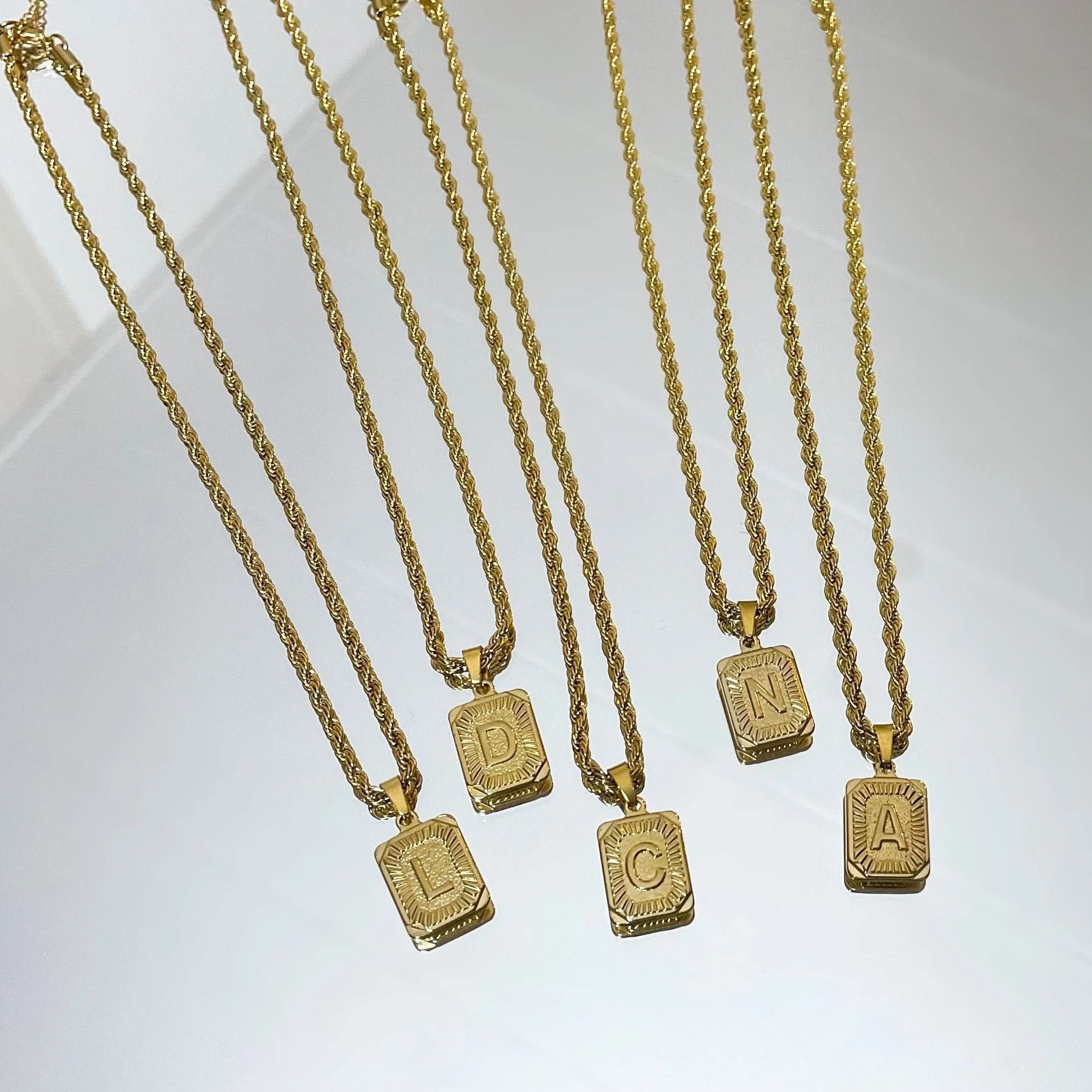 Stella Initial - AYUNA